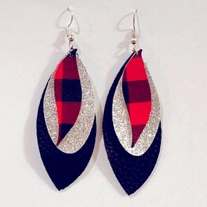 Fun light weight leather earrings $5